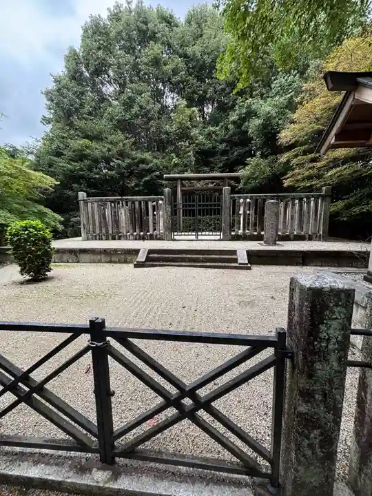 越智崗上陵 (皇極天皇 斉明天皇)(奈良県)