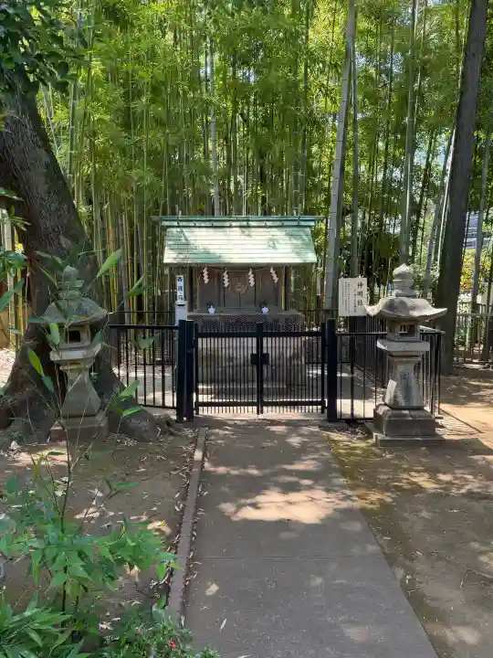 鳩森八幡神社の{uncategorized: "未分類", other: "その他", undefined: "問題あり", building: "その他建物", grave: "お墓", sacred_gate: "鳥居", guardian: "狛犬", statue: "像", buddha: "仏像", history: "歴史", nature: "自然", garden: "庭園", animal: "動物", pagoda: "塔", temizu: "手水舎", mountain_gate: "山門・神門", sanctuary: "本殿・本堂", subordinate: "末社・摂社", art: "芸術", scenery: "景色", jizo: "地蔵", ema: "絵馬", goshuin: "御朱印", omikuji: "おみくじ", items: "授与品その他", amulet: "お守り", goshuincho: "御朱印帳", eats: "食事", festival: "お祭り", votive_dance: "神楽", shichigosan: "七五三参", wedding: "結婚式", experience: "体験その他", initially: "初詣", around: "周辺", anti_infection: "感染症対策"}