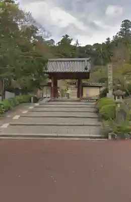 観心寺の山門・神門