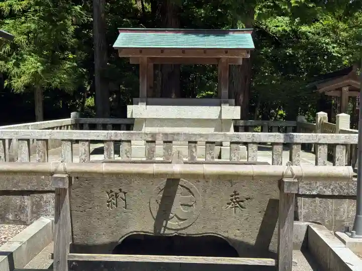 彌彦神社(新潟県)