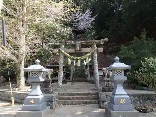 行相神社の鳥居