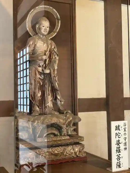 瑞龍寺の{uncategorized: "未分類", other: "その他", undefined: "問題あり", building: "その他建物", grave: "お墓", sacred_gate: "鳥居", guardian: "狛犬", statue: "像", buddha: "仏像", history: "歴史", nature: "自然", garden: "庭園", animal: "動物", pagoda: "塔", temizu: "手水舎", mountain_gate: "山門・神門", sanctuary: "本殿・本堂", subordinate: "末社・摂社", art: "芸術", scenery: "景色", jizo: "地蔵", ema: "絵馬", goshuin: "御朱印", omikuji: "おみくじ", items: "授与品その他", amulet: "お守り", goshuincho: "御朱印帳", eats: "食事", festival: "お祭り", votive_dance: "神楽", shichigosan: "七五三参", wedding: "結婚式", experience: "体験その他", initially: "初詣", around: "周辺", anti_infection: "感染症対策"}