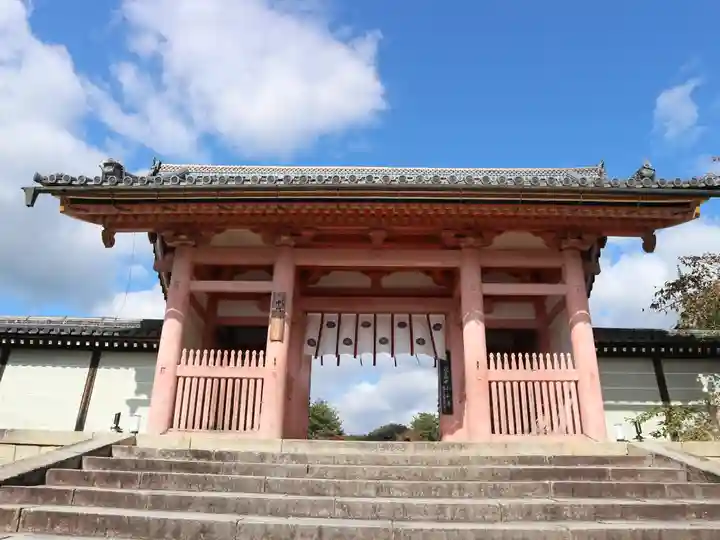 仁和寺の山門・神門