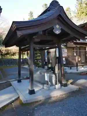 法泉寺の手水舎