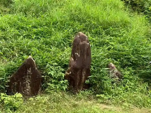 八百比丘尼堂のその他建物