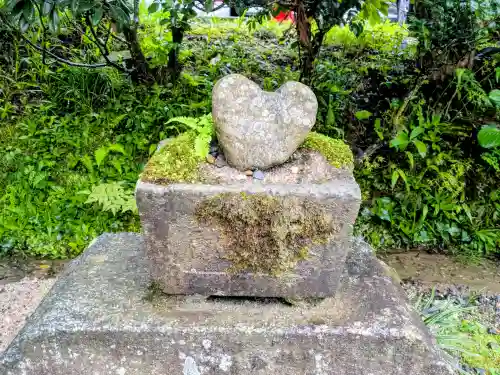 御岩神社の{uncategorized: "未分類", other: "その他", undefined: "問題あり", building: "その他建物", grave: "お墓", sacred_gate: "鳥居", guardian: "狛犬", statue: "像", buddha: "仏像", history: "歴史", nature: "自然", garden: "庭園", animal: "動物", pagoda: "塔", temizu: "手水舎", mountain_gate: "山門・神門", sanctuary: "本殿・本堂", subordinate: "末社・摂社", art: "芸術", scenery: "景色", jizo: "地蔵", ema: "絵馬", goshuin: "御朱印", omikuji: "おみくじ", items: "授与品その他", amulet: "お守り", goshuincho: "御朱印帳", eats: "食事", festival: "お祭り", votive_dance: "神楽", shichigosan: "七五三参", wedding: "結婚式", experience: "体験その他", initially: "初詣", around: "周辺", anti_infection: "感染症対策"}