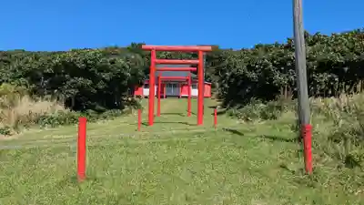 歌露稲荷神社の鳥居