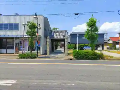 願隨寺の山門・神門