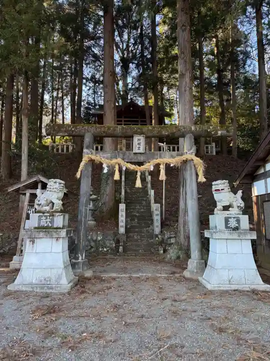 鶴島神明社(山梨県)