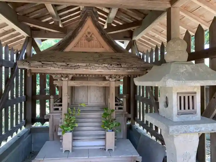 南僧尾観音堂の末社・摂社