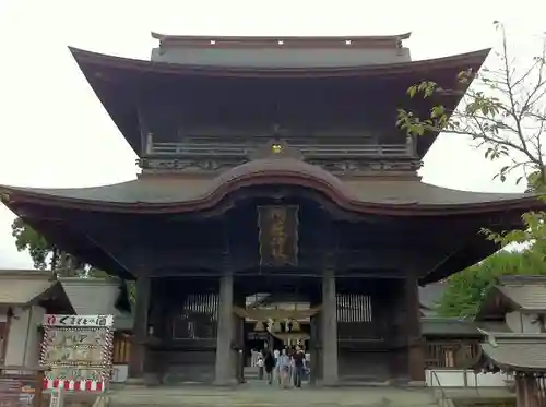 阿蘇神社の山門・神門