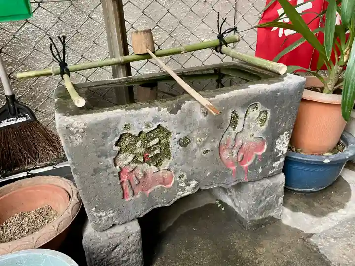 出世稲荷神社/岩代稲荷神社の{uncategorized: "未分類", other: "その他", undefined: "問題あり", building: "その他建物", grave: "お墓", sacred_gate: "鳥居", guardian: "狛犬", statue: "像", buddha: "仏像", history: "歴史", nature: "自然", garden: "庭園", animal: "動物", pagoda: "塔", temizu: "手水舎", mountain_gate: "山門・神門", sanctuary: "本殿・本堂", subordinate: "末社・摂社", art: "芸術", scenery: "景色", jizo: "地蔵", ema: "絵馬", goshuin: "御朱印", omikuji: "おみくじ", items: "授与品その他", amulet: "お守り", goshuincho: "御朱印帳", eats: "食事", festival: "お祭り", votive_dance: "神楽", shichigosan: "七五三参", wedding: "結婚式", experience: "体験その他", initially: "初詣", around: "周辺", anti_infection: "感染症対策"}