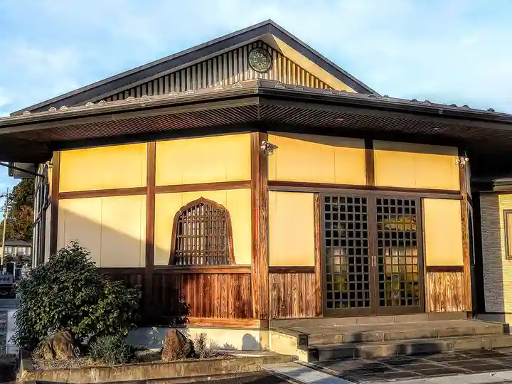 蓮光寺の本殿・本堂