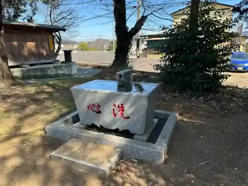 雷電神社の{uncategorized: "未分類", other: "その他", undefined: "問題あり", building: "その他建物", grave: "お墓", sacred_gate: "鳥居", guardian: "狛犬", statue: "像", buddha: "仏像", history: "歴史", nature: "自然", garden: "庭園", animal: "動物", pagoda: "塔", temizu: "手水舎", mountain_gate: "山門・神門", sanctuary: "本殿・本堂", subordinate: "末社・摂社", art: "芸術", scenery: "景色", jizo: "地蔵", ema: "絵馬", goshuin: "御朱印", omikuji: "おみくじ", items: "授与品その他", amulet: "お守り", goshuincho: "御朱印帳", eats: "食事", festival: "お祭り", votive_dance: "神楽", shichigosan: "七五三参", wedding: "結婚式", experience: "体験その他", initially: "初詣", around: "周辺", anti_infection: "感染症対策"}