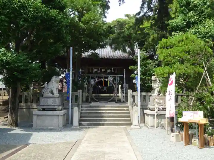 片瀬諏訪神社の本殿・本堂