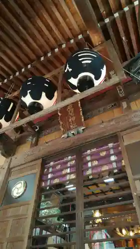 座間神社の本殿・本堂