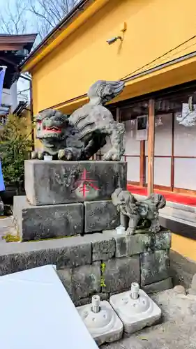 清瀧神社の狛犬