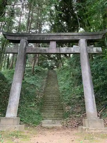 八幡神社の鳥居