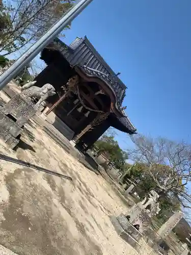 横浜神社の本殿