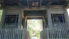 龍潭寺の山門