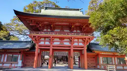 武蔵一宮氷川神社の山門