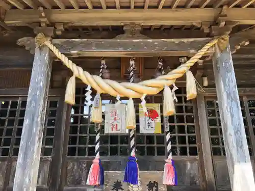 諏訪神社の本殿・本堂