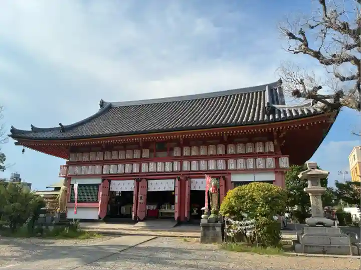 愛染堂勝鬘院の本殿・本堂