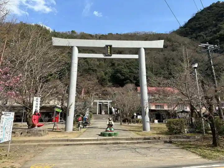 桃太郎神社(栗栖)の鳥居