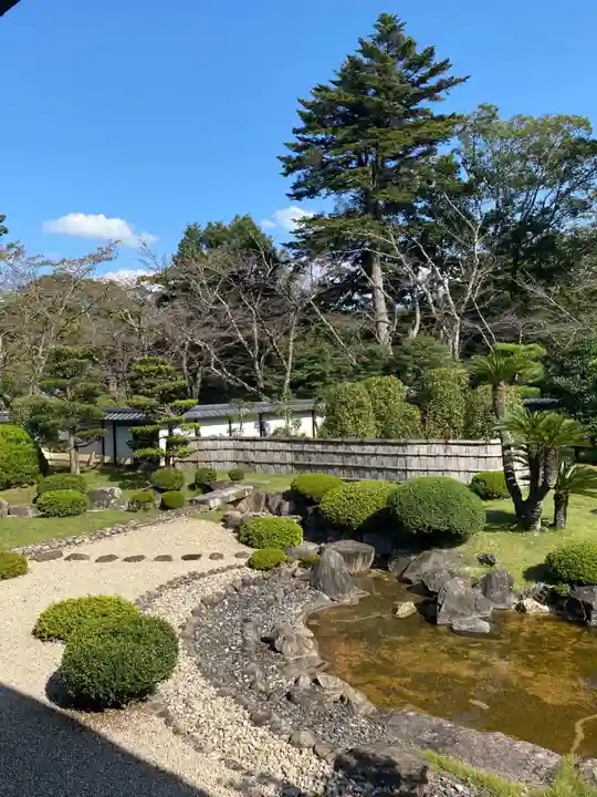 滋賀県護国神社の周辺