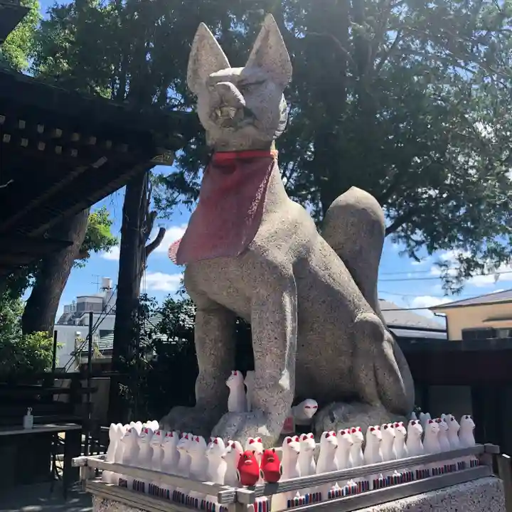 馬橋稲荷神社の狛犬