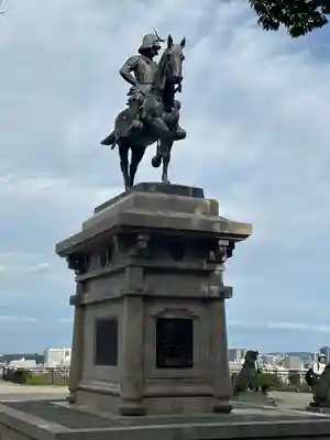 宮城縣護國神社の像