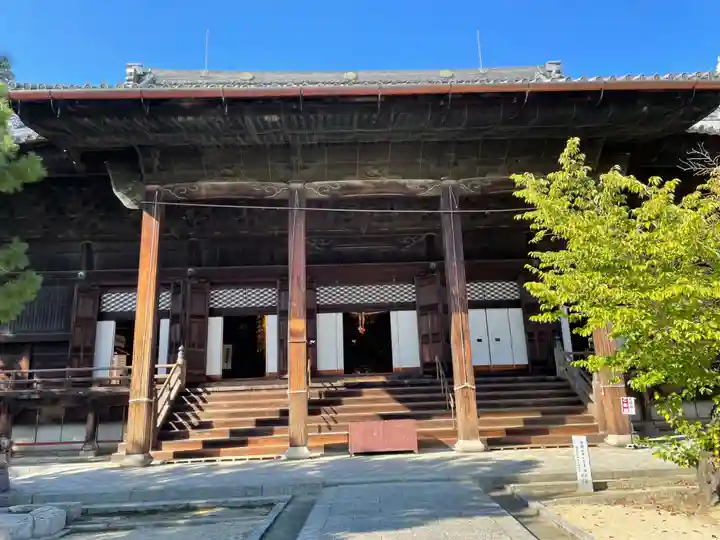 百萬遍知恩寺の本殿・本堂