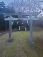 心花の里 報恩寺の鳥居