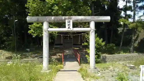 石川弁財天の鳥居