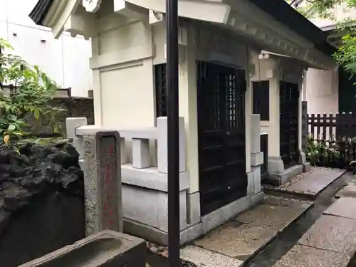 榊神社の末社