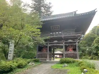 満願寺の山門・神門