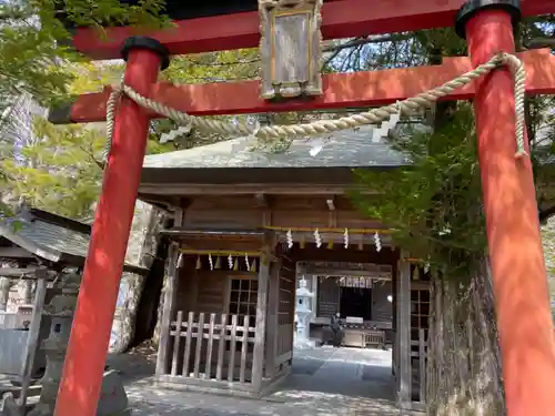 淺間神社（忍野八海）の鳥居