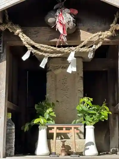 香取稲荷神社の建物その他