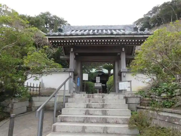 安養院 (田代寺)の山門・神門