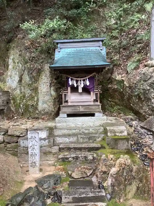 橿森神社の末社・摂社