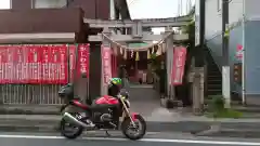 豊受稲荷本宮の鳥居