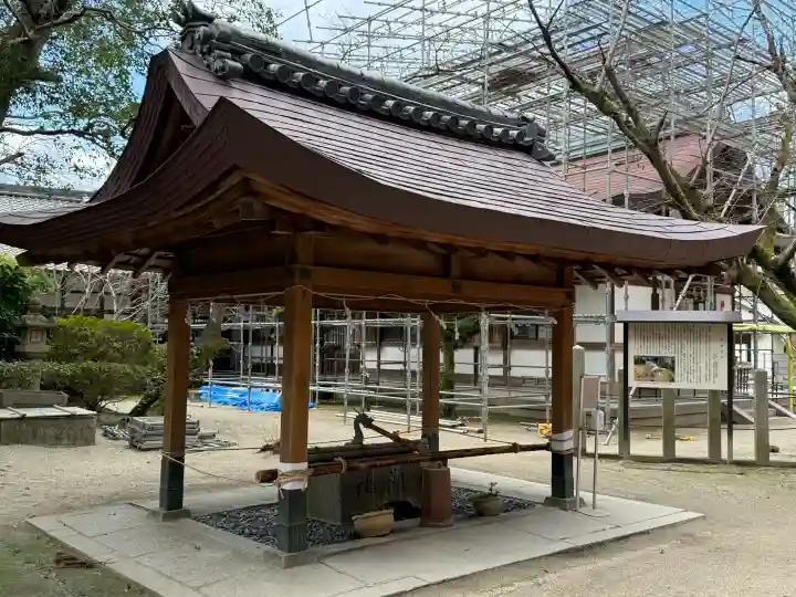 廣瀬大社の{uncategorized: "未分類", other: "その他", undefined: "問題あり", building: "その他建物", grave: "お墓", sacred_gate: "鳥居", guardian: "狛犬", statue: "像", buddha: "仏像", history: "歴史", nature: "自然", garden: "庭園", animal: "動物", pagoda: "塔", temizu: "手水舎", mountain_gate: "山門・神門", sanctuary: "本殿・本堂", subordinate: "末社・摂社", art: "芸術", scenery: "景色", jizo: "地蔵", ema: "絵馬", goshuin: "御朱印", omikuji: "おみくじ", items: "授与品その他", amulet: "お守り", goshuincho: "御朱印帳", eats: "食事", festival: "お祭り", votive_dance: "神楽", shichigosan: "七五三参", wedding: "結婚式", experience: "体験その他", initially: "初詣", around: "周辺", anti_infection: "感染症対策"}
