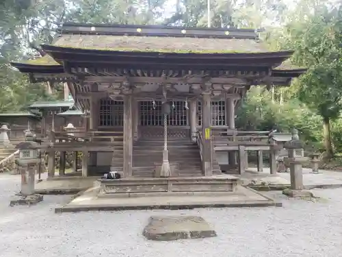 小野神社の本殿