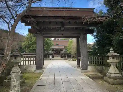 中山神社の山門・神門
