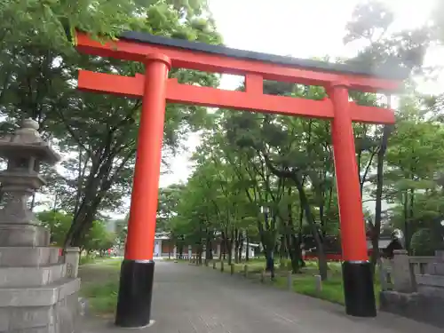 伏見稲荷大社御旅所の鳥居