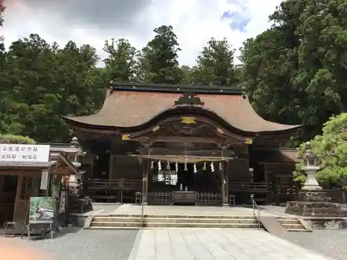 小國神社の本殿・本堂