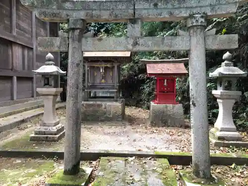 劔神社の末社