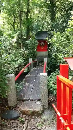 闇之森八幡社の末社・摂社