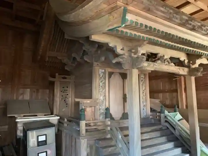 春日神社の本殿・本堂