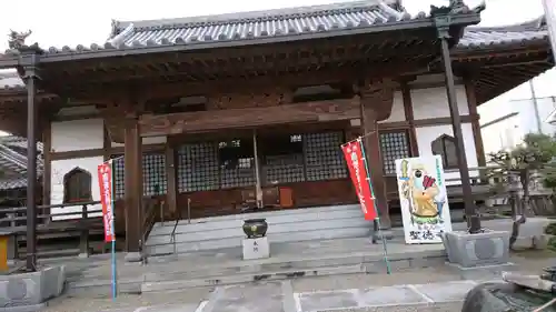 聖徳寺の本殿